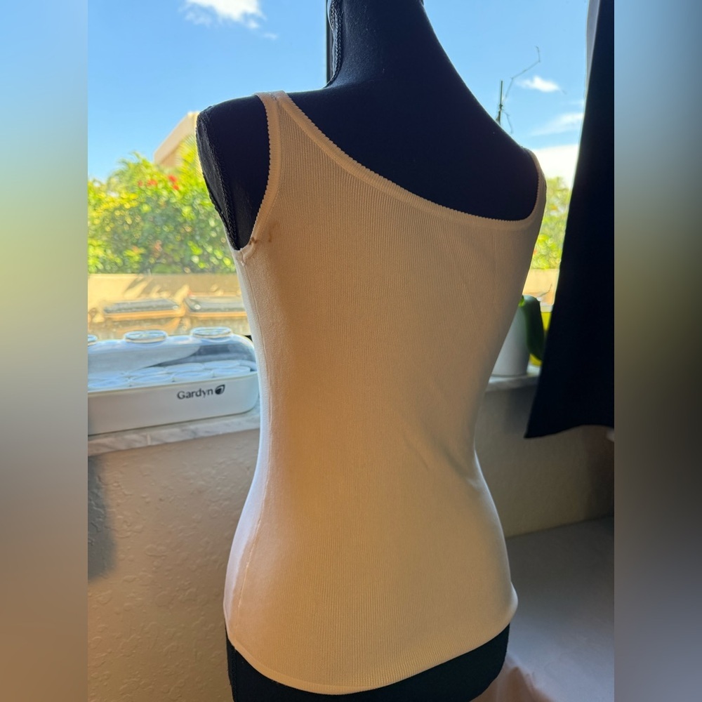 Embellished White Tank Top - Picture 4 of 11